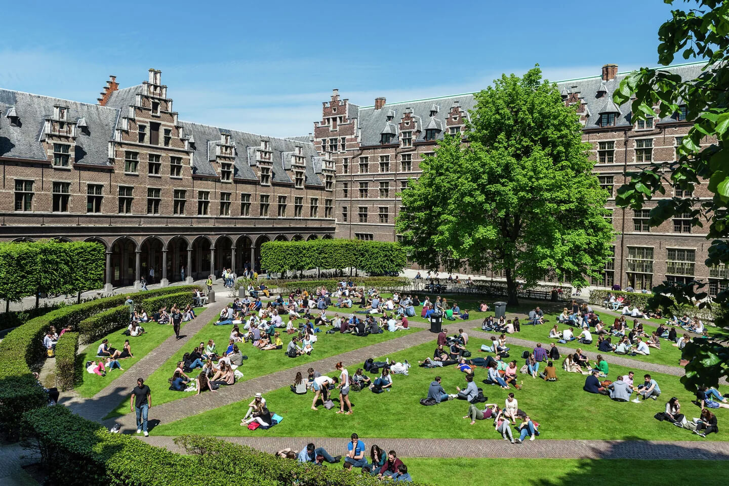Đại học Antwerpen