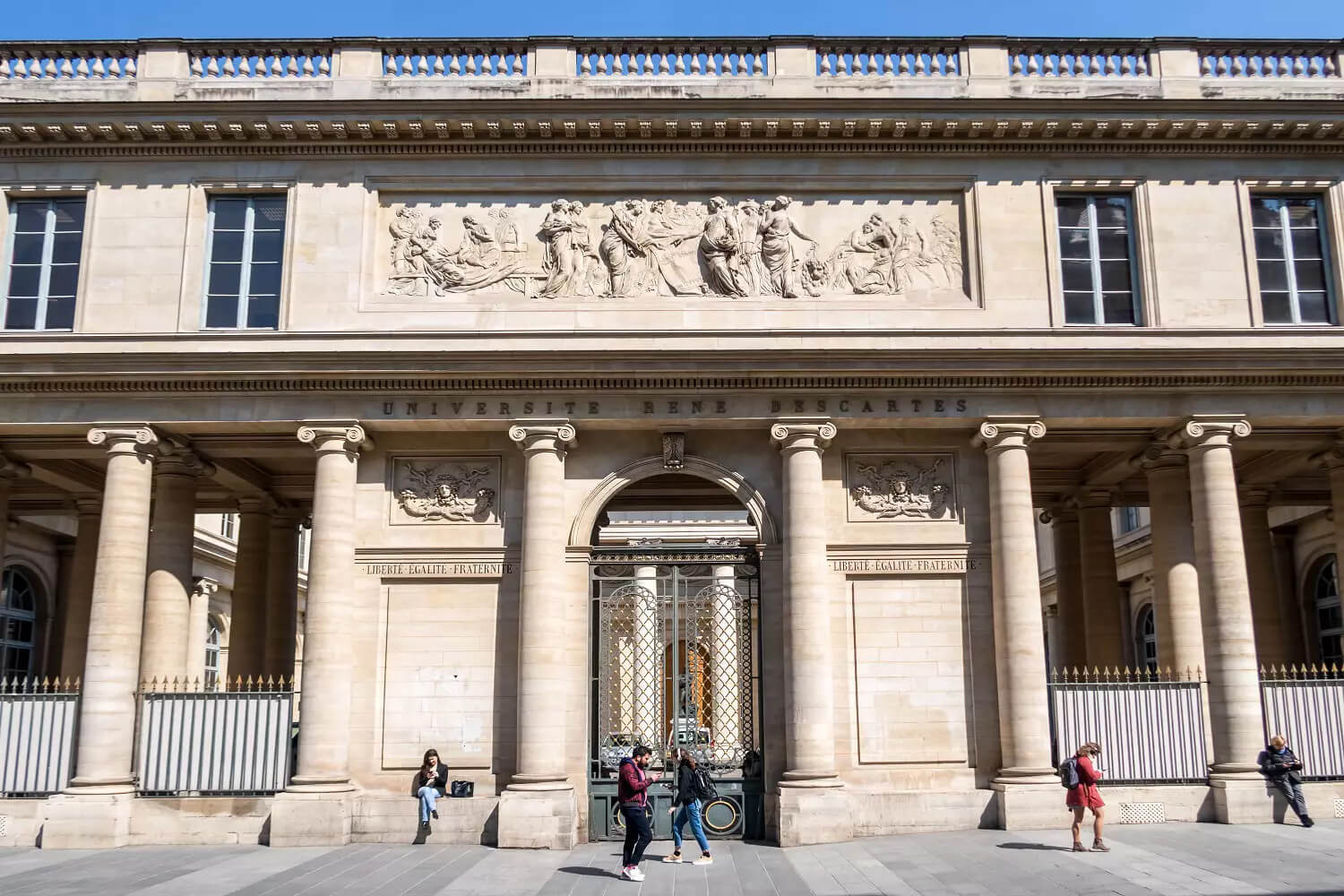 Đại học Paris