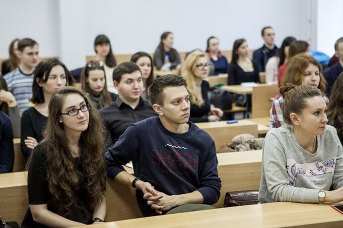 Đại học Quốc gia Sankt-Peterburg luôn hỗ trợ hết mình cho sinh viên trong học tập và rèn luyện