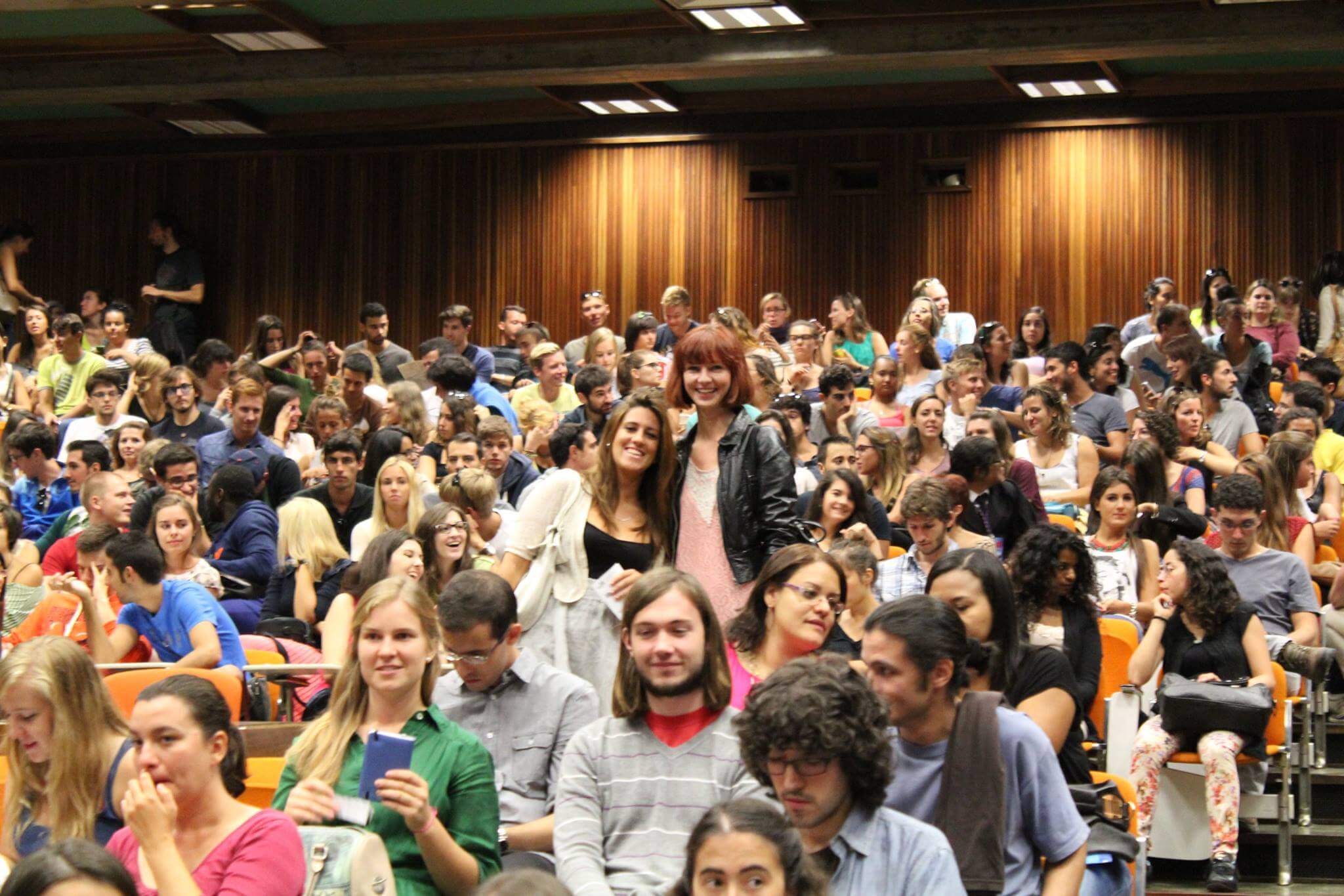 Đại học Coimbra luôn chào đón mọi sinh viên đến học tập và trải nghiệm