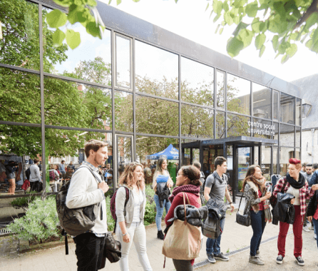 Trường Đại học Namur luôn nỗ lực xây dựng môi trường học tập năng động và thân thiện