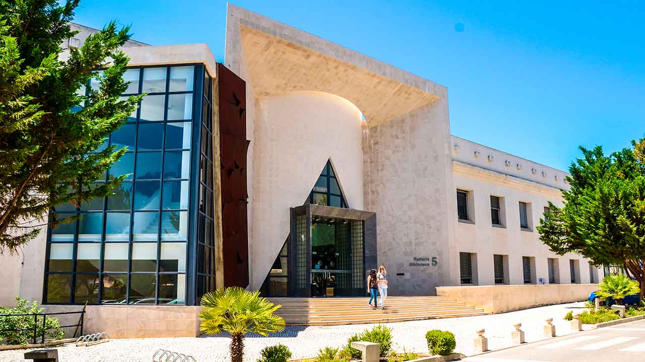 Trường Đại học Algarve là điểm đến mà mọi sinh viên hướng đến để học tập và nghiên cứu