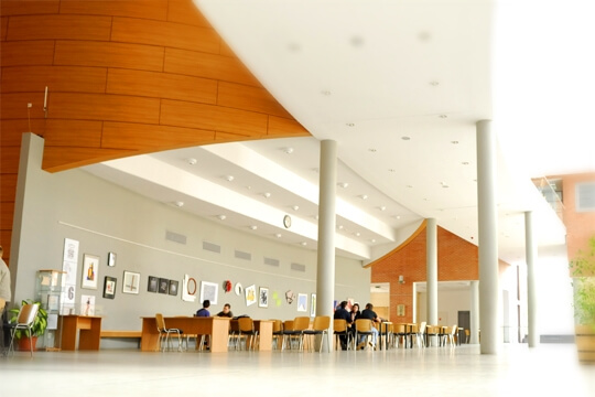 Cơ sở vật chất hiện đại của trường Đại học Obuda