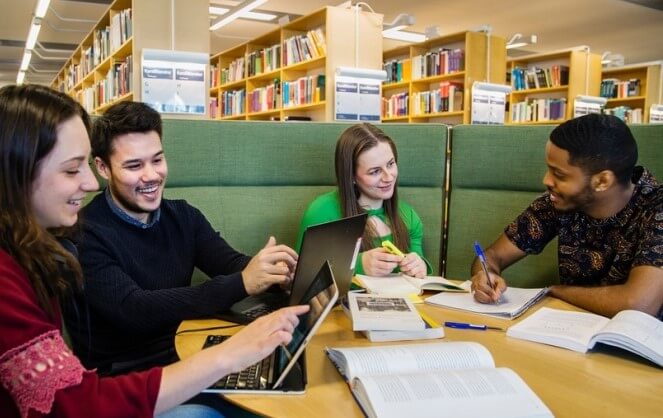 Đại học Stockholm luôn khơi dậy niềm đam mê học tập của sinh viên
