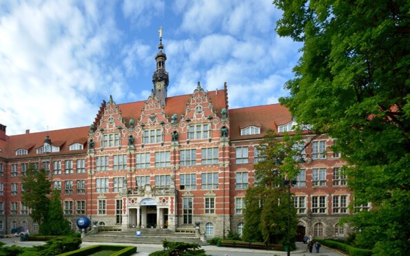 Trường Đại học Công nghệ Gdansk là điểm đến mang lại cho sinh viên những cơ hội học tập và khám phá những điều mới mẻ