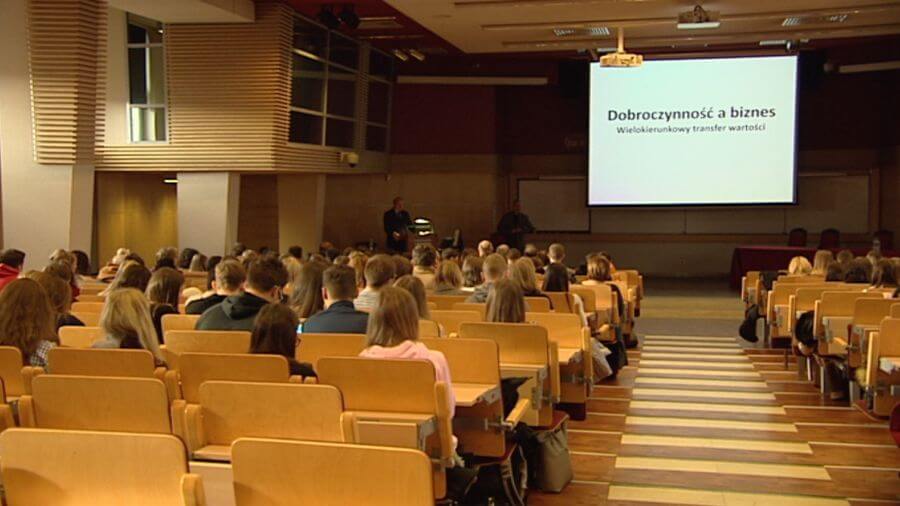 Trường Đại học Silesia tại Katowice mang đến cho sinh viên những chương trình học tập thú vị và hữu ích