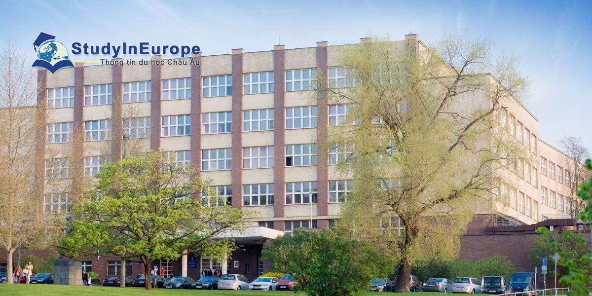 Review Trường Cao đẳng Kinh doanh Praha (Vysoká škola obchodní v Praze)