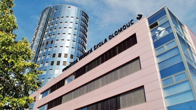 Trường Cao đẳng Moravian Olomouc là cơ sở giáo dục uy tín tại Séc