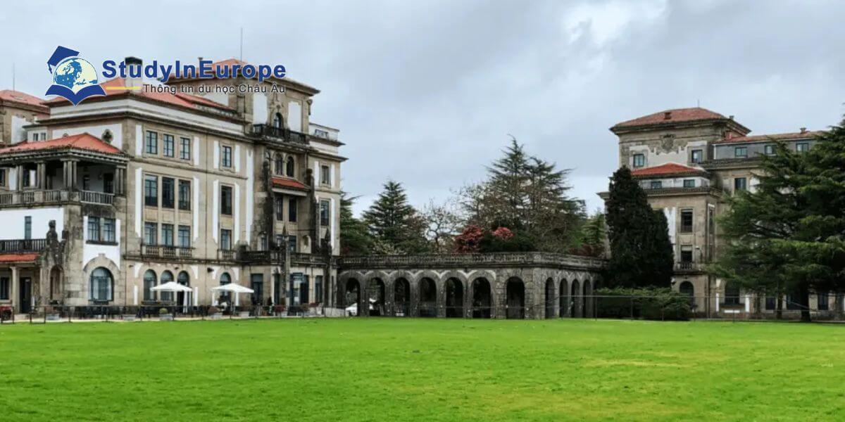 Review Trường Đại học Santiago de Compostela (Universidad de Santiago de Compostela)
