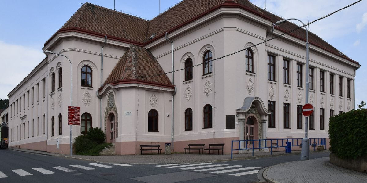 Học viện STING là ngôi trường có chất lượng đào tạo cao tại Séc