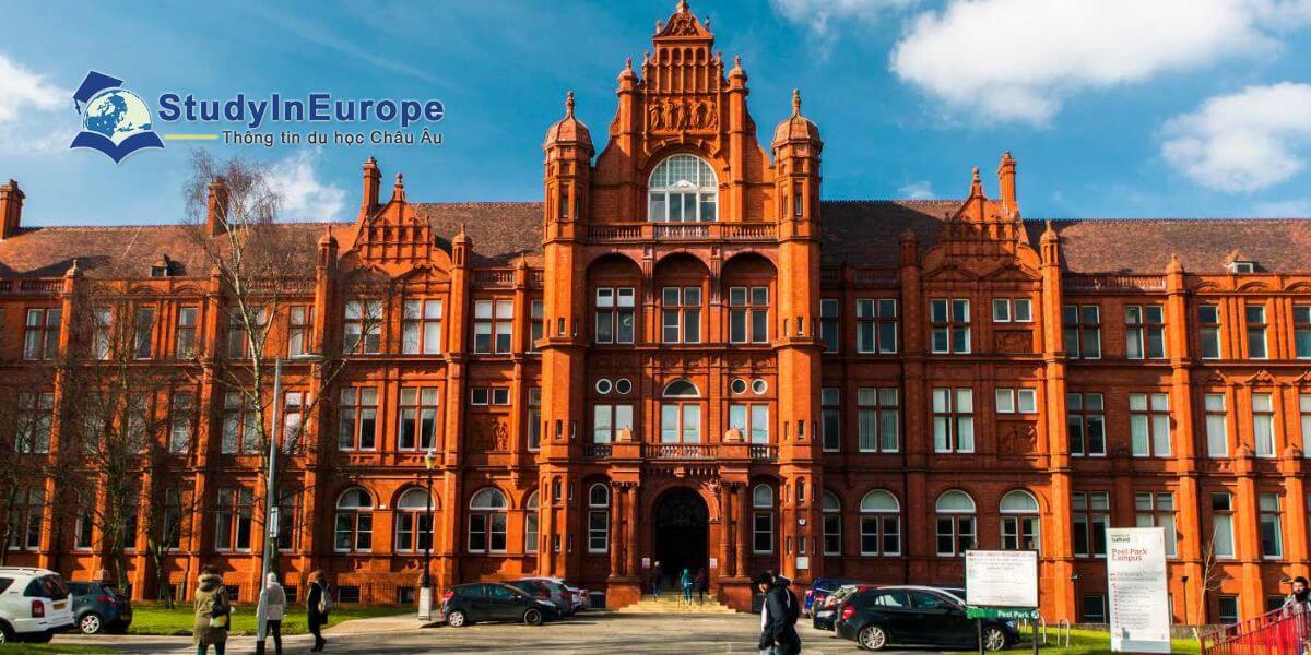 Review Trường Đại học Salford (University of Salford)