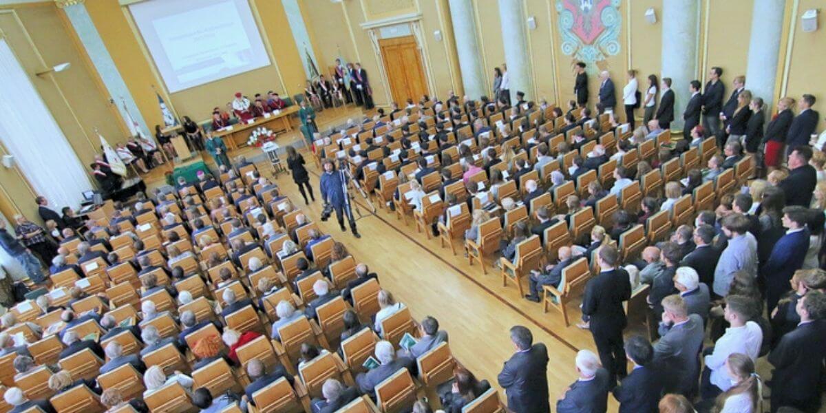 Trường Đại học Kinh tế Poznan sẽ mang đến cho sinh viên những cơ hội học tập tuyệt vời