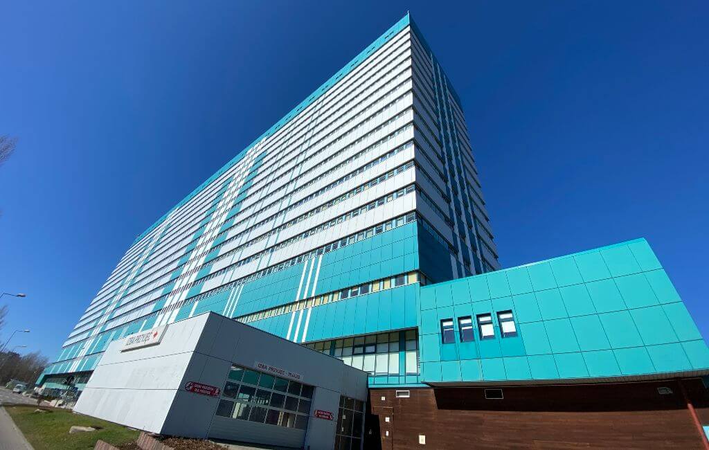 Trường Đại học Y Lodz là ngôi trường đào tạo chuyên sâu về lĩnh vực y học tại Ba Lan