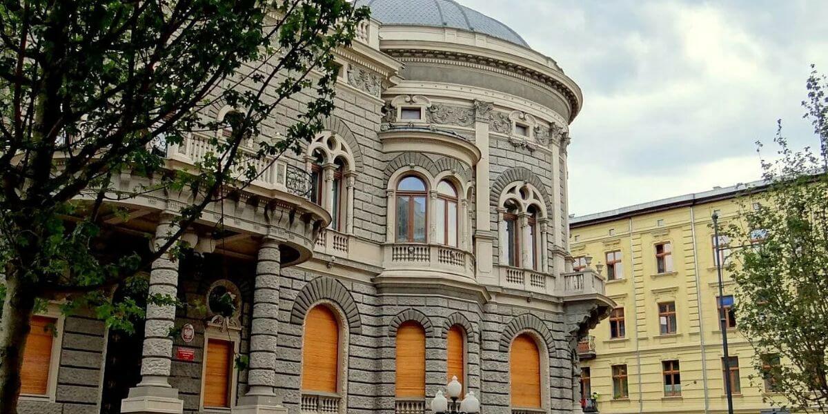 Học viện âm nhạc Lodz được biết đến với chất lượng đào tạo khá cao
