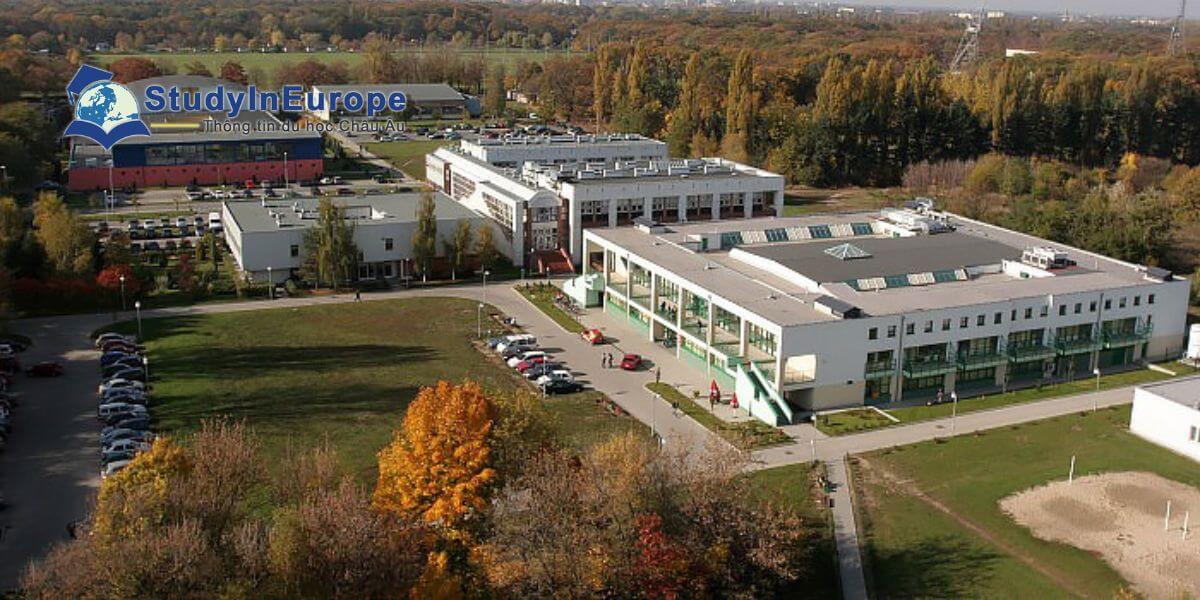 Review Học viện Giáo dục Thể chất Wroclaw (Akademia Wychowania Fizycznego we Wroclawiu)