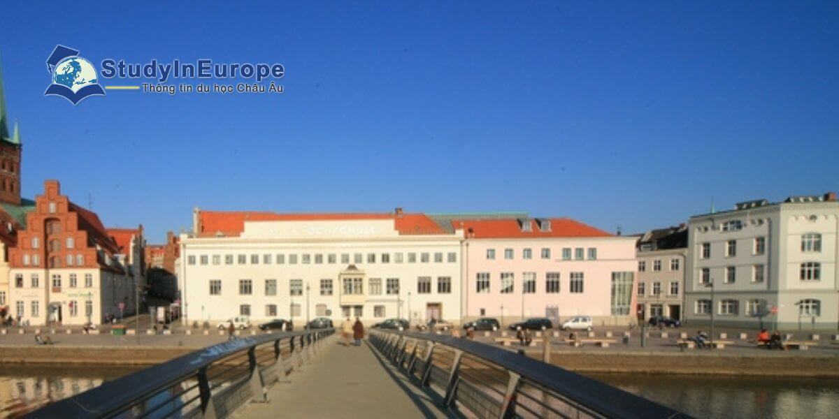 Review Trường Đại học Âm nhạc Lubeck (Musikhochschule Lübeck)
