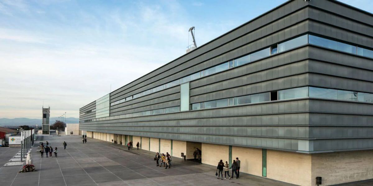 Khuôn viên của trường Đại học CEU San Pablo
