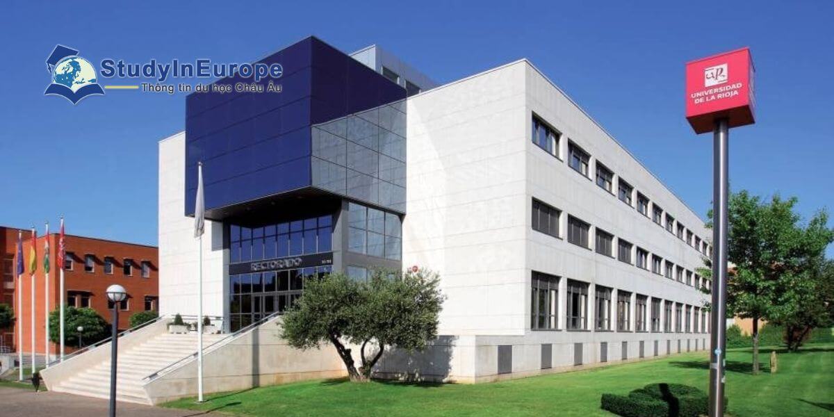 Review Trường Đại học La Rioja (Universidad de La Rioja)