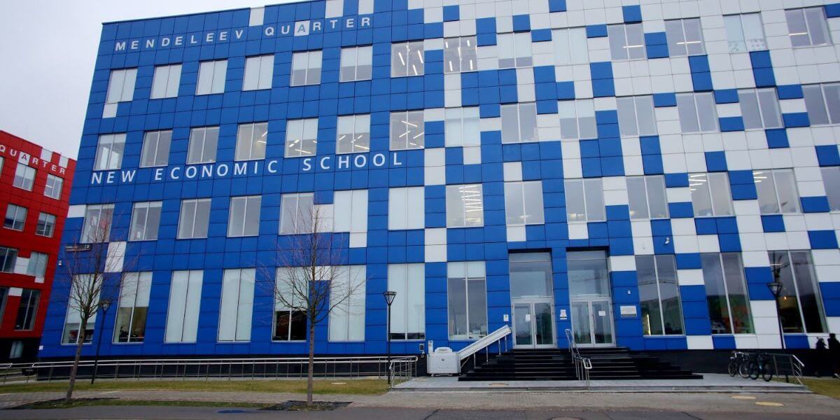 Hệ thống cơ sở vật chất hiện đại tại trường Đại học Kinh tế mới