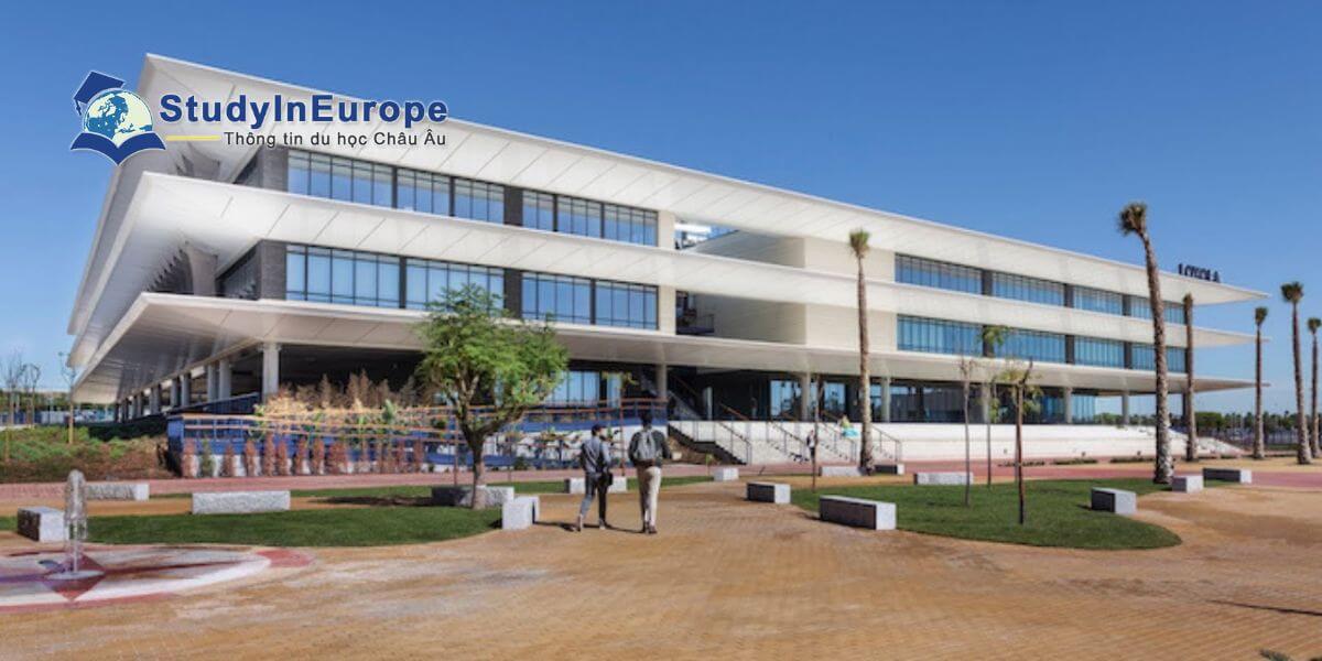 Trường Đại học Loyola Andalucía