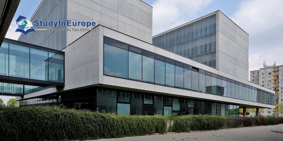 Trường Đại học Pardubice