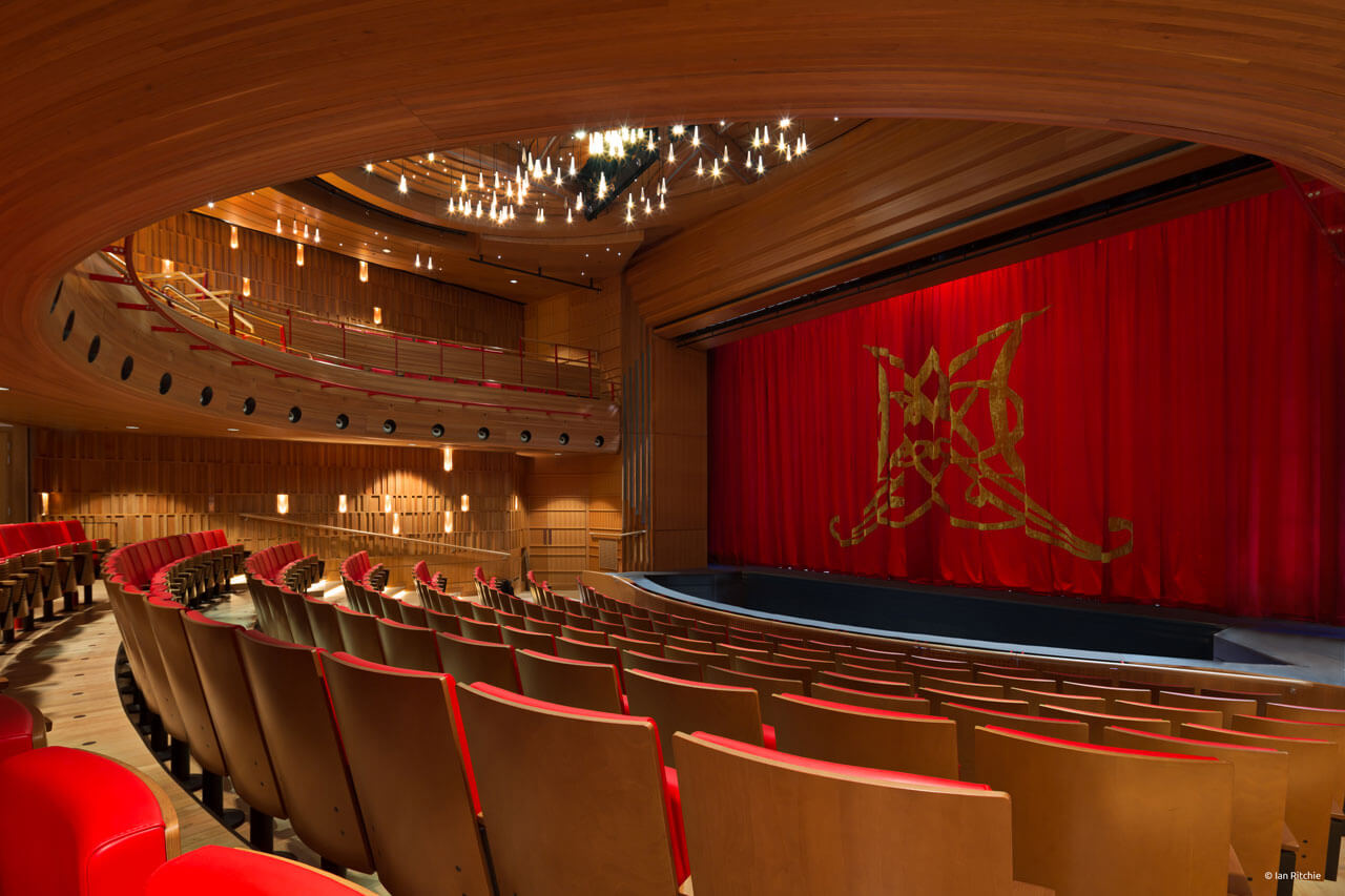 Hệ thống cơ sở vật chất hiện đại tại Học viện Âm nhạc Hoàng gia tại Anh