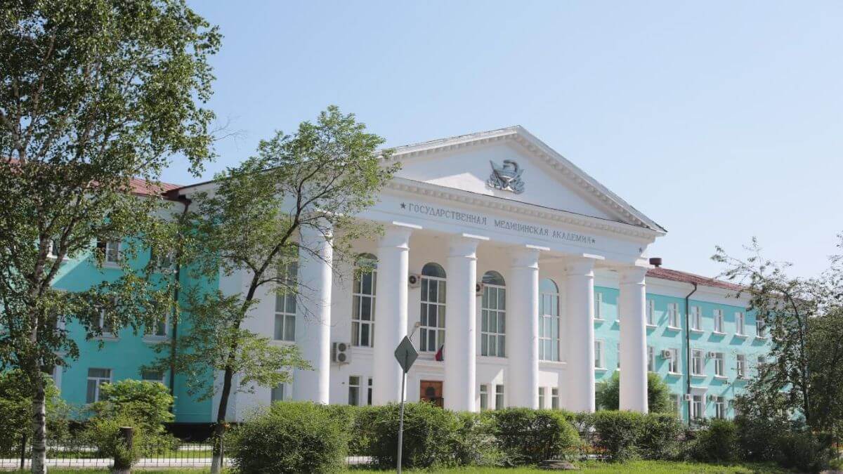 Học viện Y khoa bang Chita là ngôi trường nổi tiếng với chất lượng giáo dục cao tại Nga
