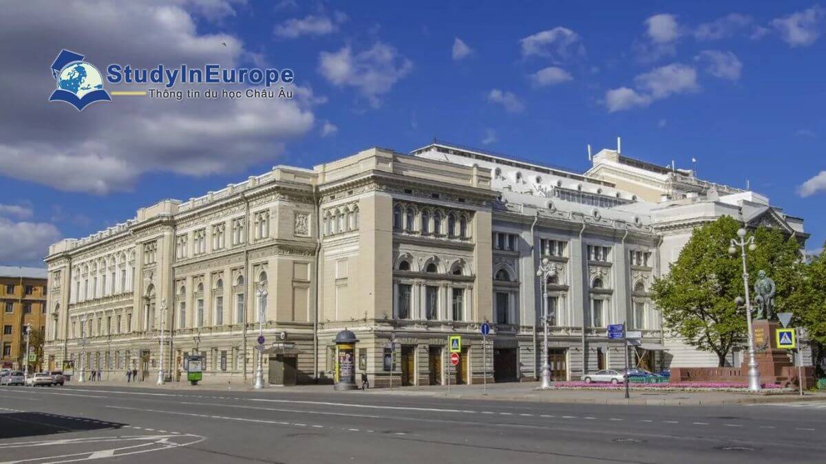 Review Nhạc viện Quốc gia Saint Petersburg (Saint Petersburg State Conservatory)