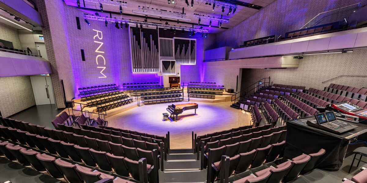 Hệ thống cơ sở vật chất hiện đại tại trường Cao đẳng âm nhạc Royal Northern