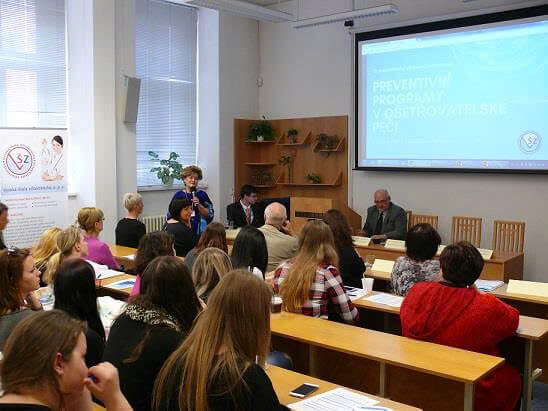 Các giảng viên luôn hỗ trợ hết mình cho sinh viên trong quá trình học tập và rèn luyện