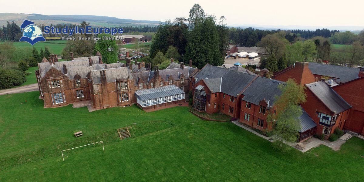 Review Trường Cao đẳng Nông thôn Scotland (Scotland’s Rural College)