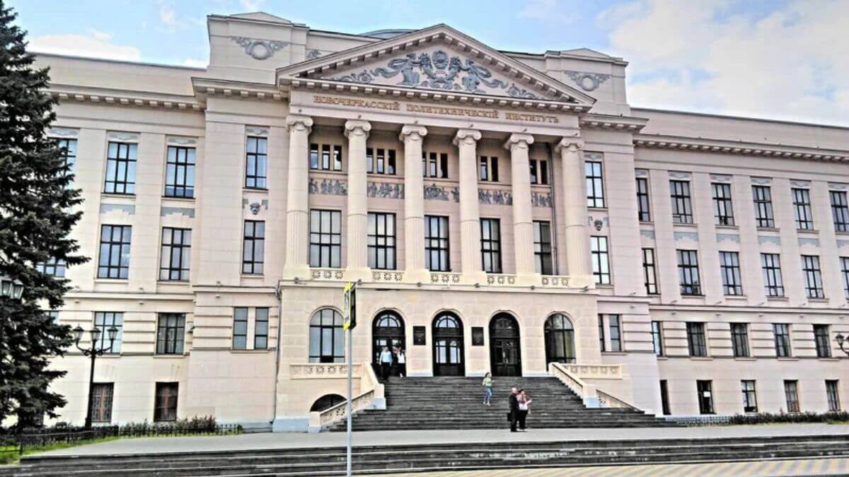 Hệ thống cơ sở vật chất hiện đại tại trường Đại học Bách khoa Quốc gia Nam Nga