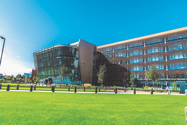 Khuôn viên của trường Đại học De Montfort