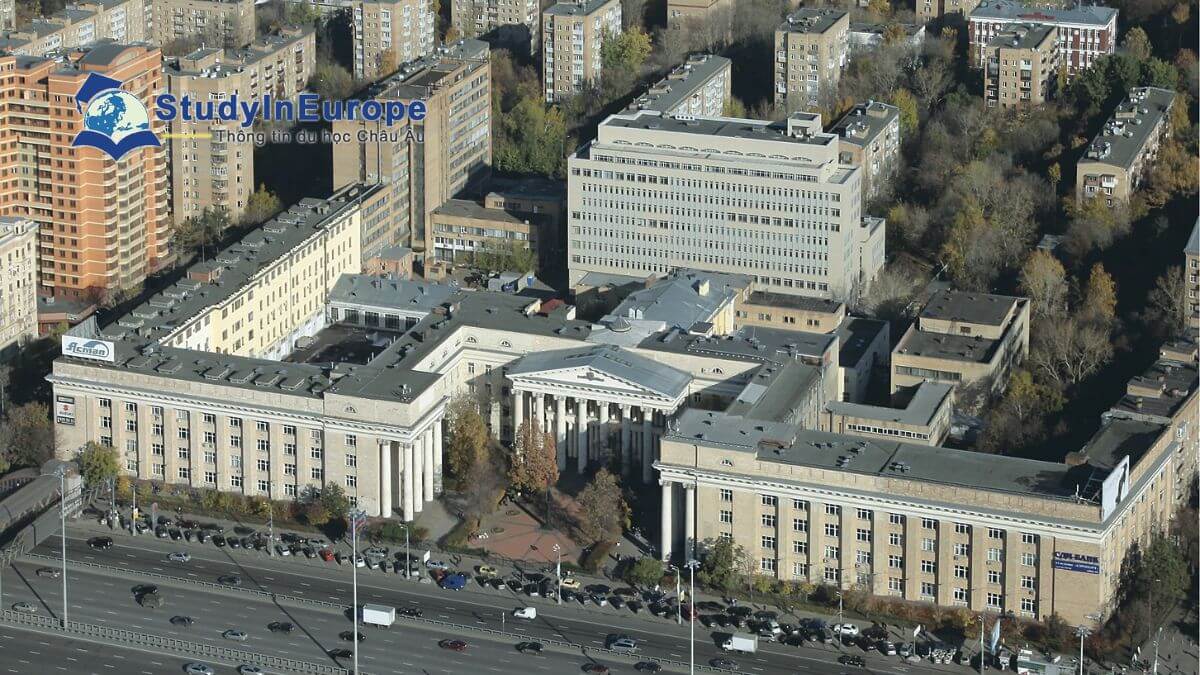 Review Trường Đại học Giao thông Đường bộ Moscow (Moscow Automobile and Road Construction State Technical University)