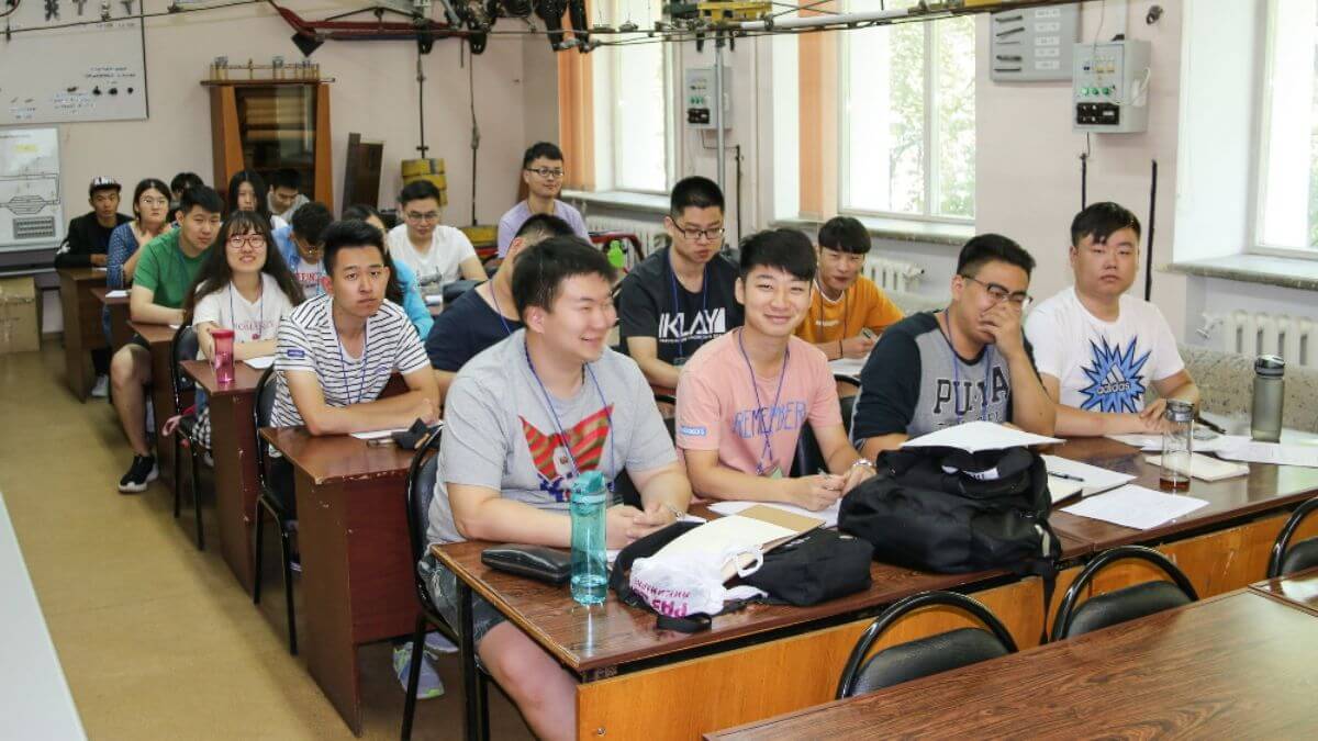 Môi trường học tập tích cực tại trường Đại học Giao thông Vận tải Viễn Đông