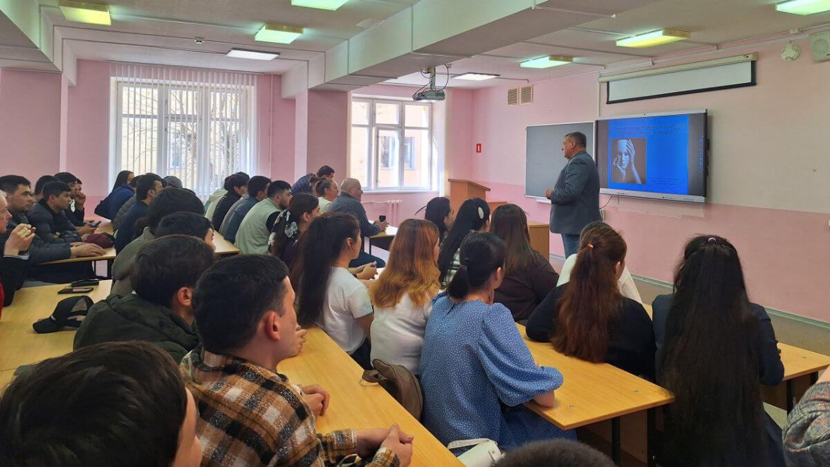 Bầu không khí học tập tích cực tại trường Đại học Hóa học và Công nghệ Ivanovo