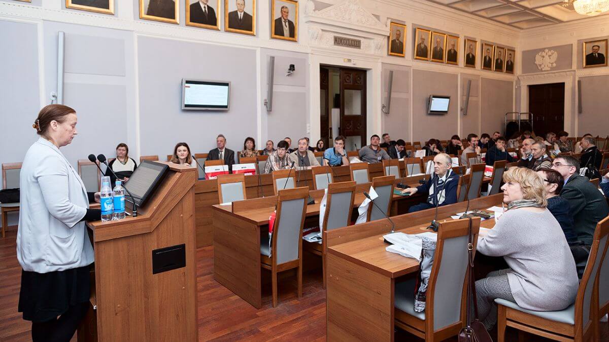 Trường Đại học Kiến trúc và Kỹ thuật Xây dựng Quốc gia Saint Petersburg đã thu hút nhiều sinh viên đến học tập nhờ vào đội ngũ giảng viên chuyên nghiệp