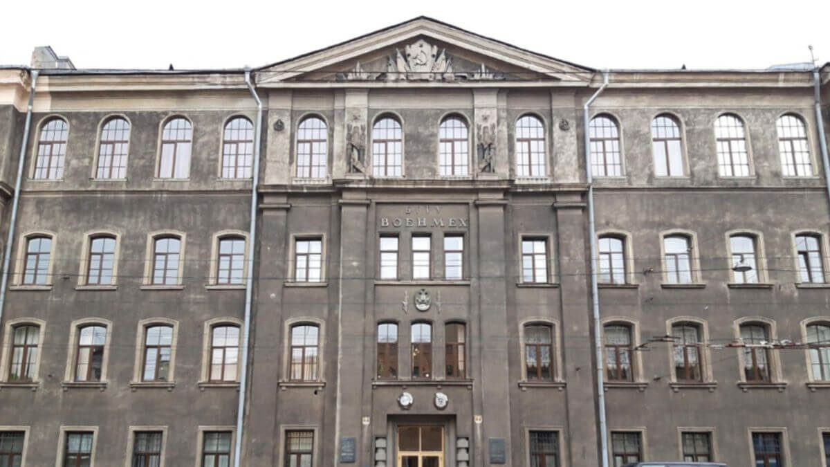 Trường Đại học Kỹ thuật Quốc gia Baltic Voenmeh là ngôi trường có truyền thống đào tạo lâu đời ở Nga