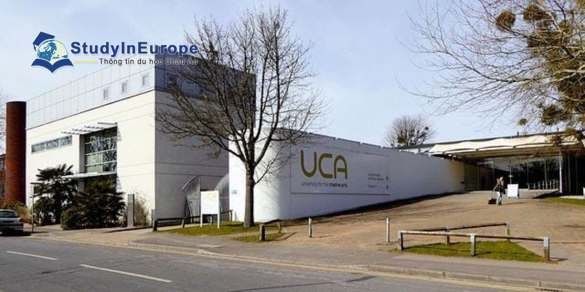 Review Trường Đại học Nghệ thuật Sáng tạo (University for the Creative Arts)