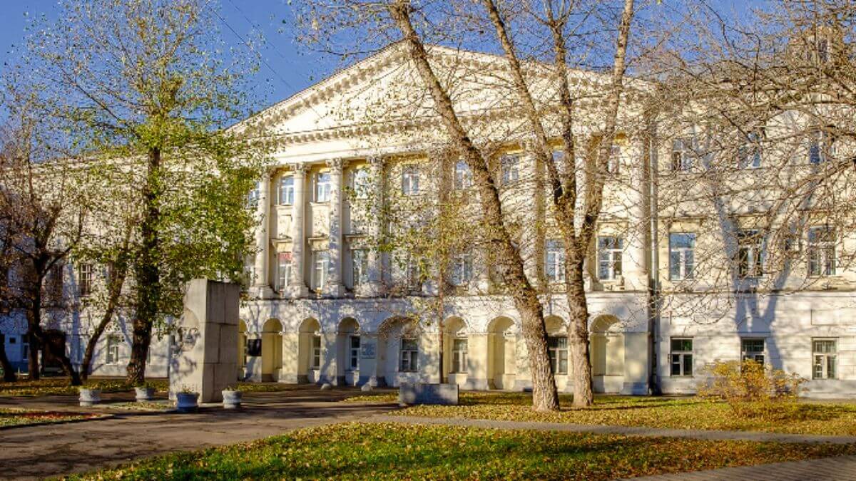 Trường Đại học Ngôn ngữ Quốc gia Moscow nổi tiếng với truyền thống đào tạo lâu đời