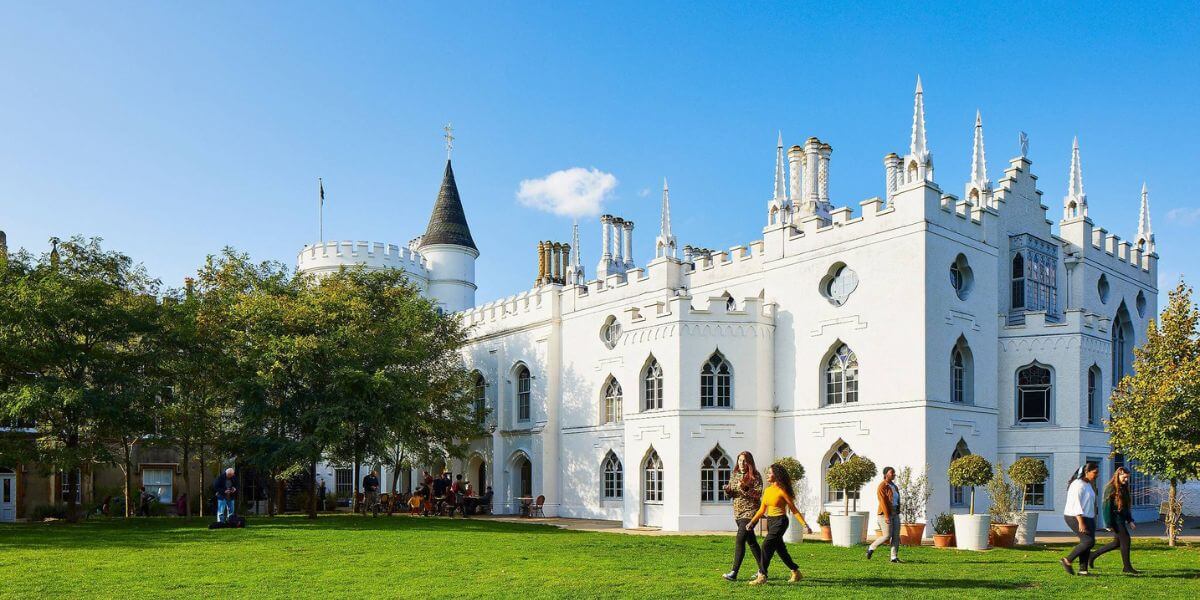 Trường Đại học St Mary là điểm đến mang lại cho sinh viên nhiều cơ hội học tập tuyệt vời tại Anh