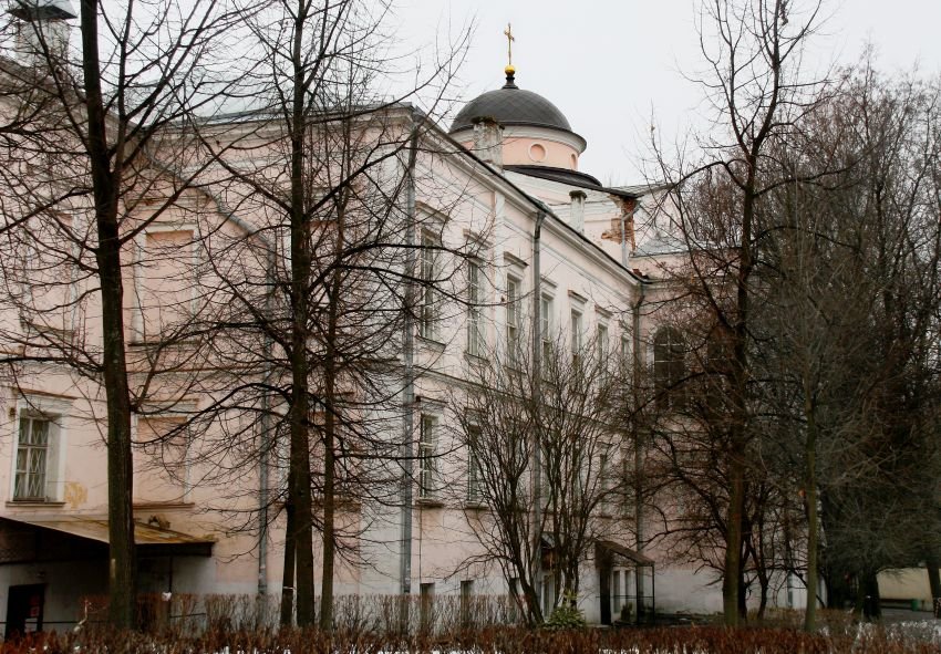 Trường Đại học Sư phạm Quốc gia luôn sẵn sàng hỗ trợ sinh viên học tập và nghiên cứu