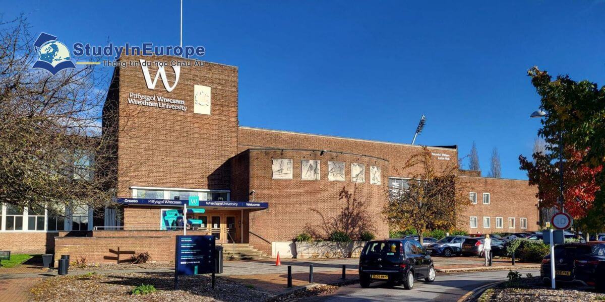 Review Trường Đại học Wrexham (Wrexham University)