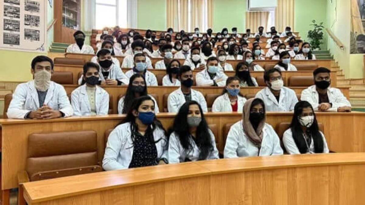 Trường Đại học Y khoa North State luôn tạo điều kiện thuận lợi để sinh viên học tập và rèn luyện