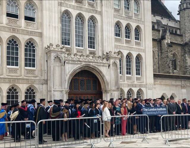 Học viện Ngân hàng và Tài chính London là điểm đến được nhiều sinh viên lựa chọn để học tập