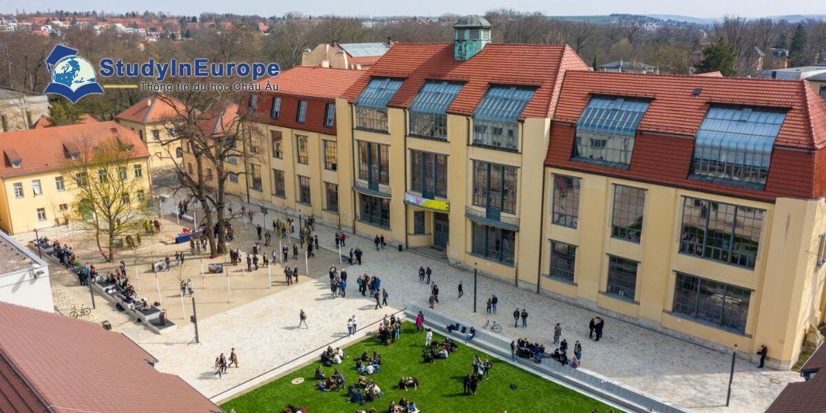 Review Trường Đại học Bauhaus Weimar (Bauhaus-Universität Weimar)