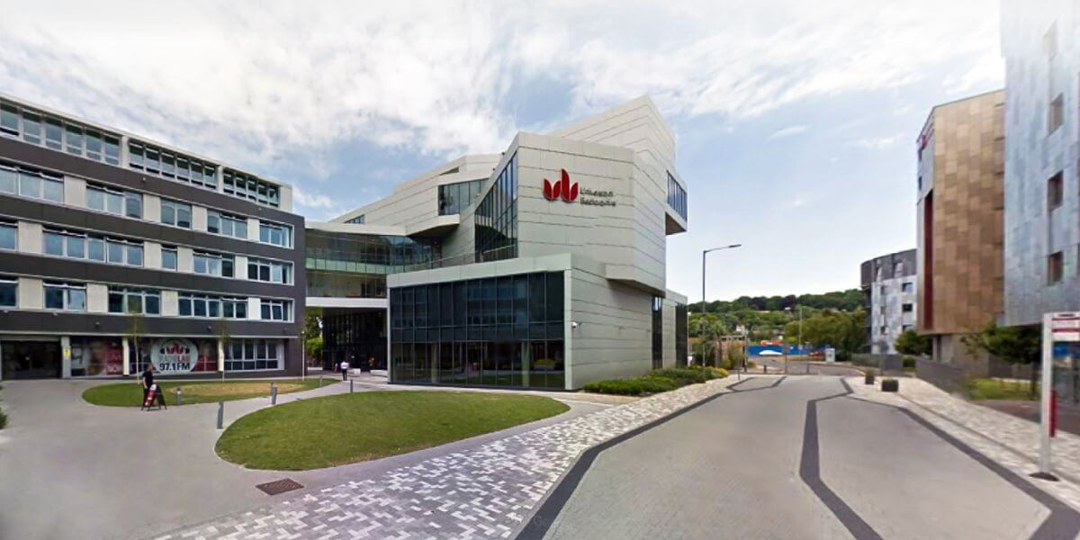 Trường Đại học Bedfordshire mang đến cho sinh viên nhiều cơ hội học tập và phát triển bản thân