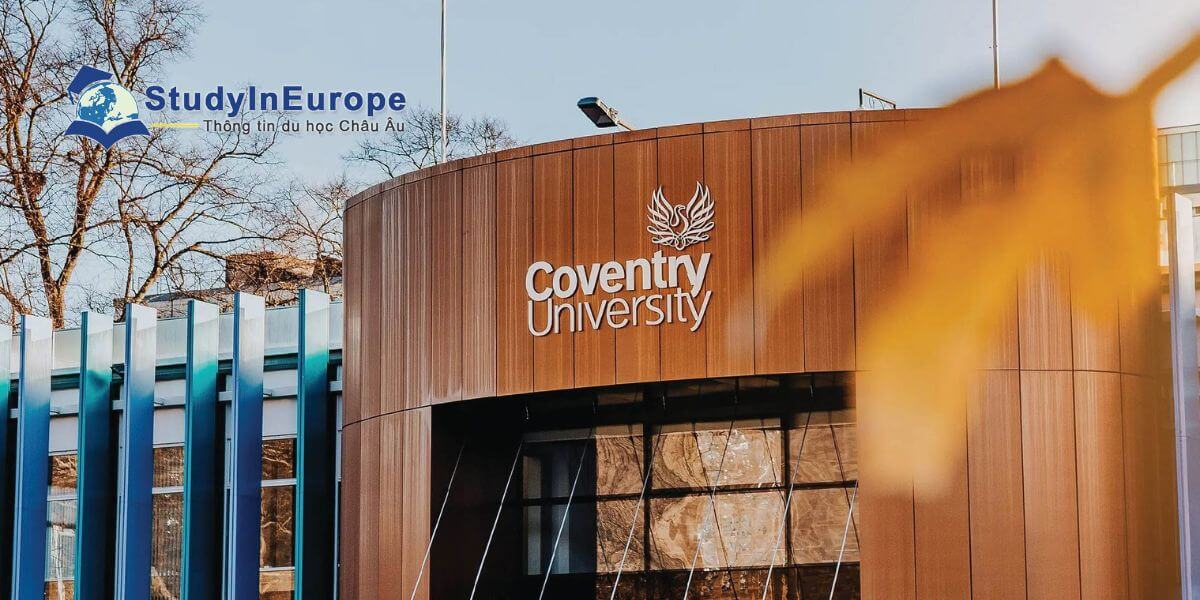 Review Trường Đại học Coventry (Coventry University)