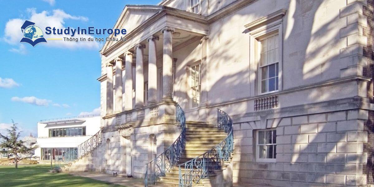 Review Trường Đại học Roehampton (University of Roehampton)