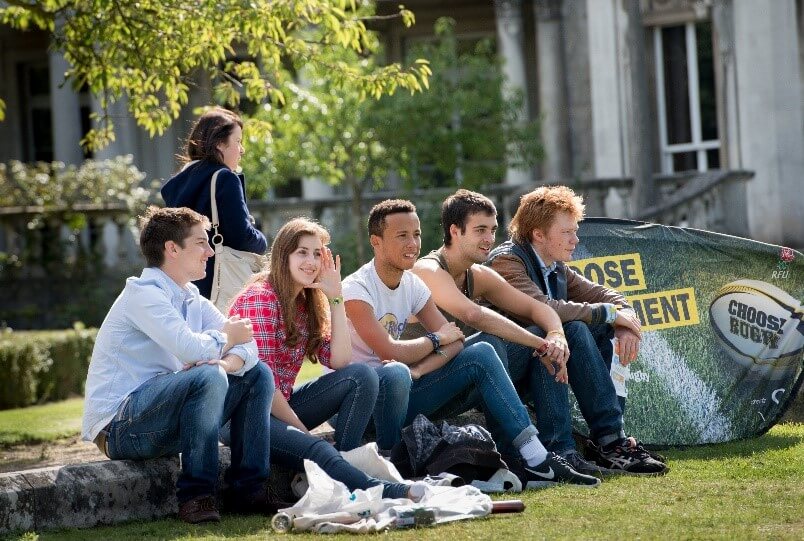 Môi trường học tập và rèn luyện thân thiện tại trường Đại học Roehampton